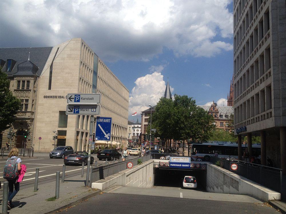 Business Hostel Wiesbaden One Buitenkant foto